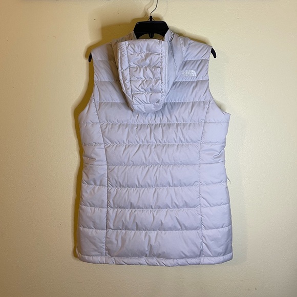 The North Face Vest Size: M - Picture 2 of 12